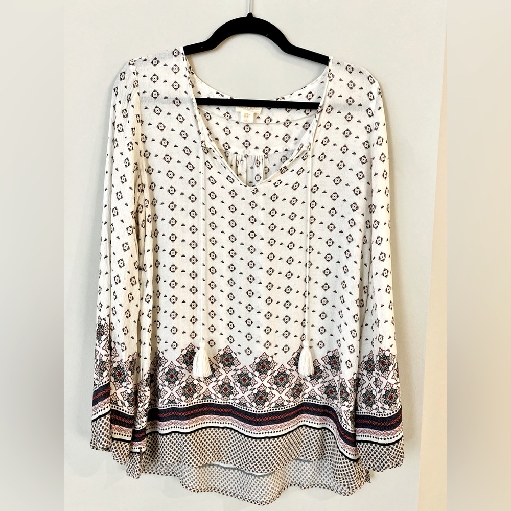 Lucy & Laurel- size medium (M) bohemian flowy blouse